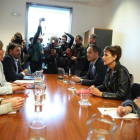 Reunión entre la candidata socialista a la Presidencia de Navarra, María Chivite, y los representantes de Geroa Bai en el Parlamento regional.-EUROPA PRESS
