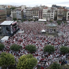 Miles de pamploneses llenan la plaza del Castillo de Pamplona para expresar nuevamente su rechazo a las agresiones sexuales ocurridas en los Sanfermines.-