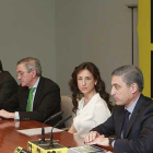 El director general de Fundación Caja de Burgos, Rafael Barbero, detalló el funcionamiento del Polo junto al resto de socios, representantes de las 4 empresas.-RAÚL OCHOA