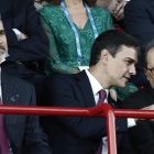 Pedro Sánchez, junto al Rey, charla con Quim Torra, el pasado 22 de junio, en la inauguración de los Juegos Mediterráneos de Tarragona.-EFE / JESÚS DIGES