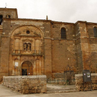 La iglesia de los Santos Juanes combina elementos góticos y renacentistas.-ECB