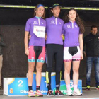 Mavi García, Sandra Alonso y Mireia Trias con el maillot morado.-