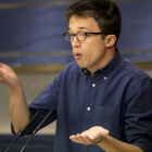 El portavoz de Podemos en el Congreso, Íñigo Errejón, en rueda de prensa.-JOSÉ LUIS ROCA