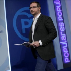 El vicesecretario de sectorial del PP, Javier Maroto, este lunes en rueda de prensa.-PATRICIA MARTÍN / MADRID