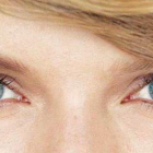 Primer plano de los ojos de Taylor Swift.-