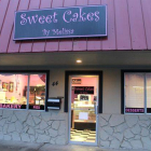Entrada de la pastelería Sweet Cakes, cuyso propietarios han sido multados con 124.000 euros por negarse a hacer un pastel para una boda gay.-Foto: AP / EVERTON BAILEY JR.