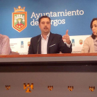 Jurado, De la Rosa y Arnaiz, ayer, en la rueda de prensa en el Ayuntamiento de Burgos.-ECB