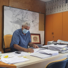El concejal de Obras, Alfonso Sanz, en su despacho. L.V.