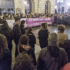Imagen de archivo de una concentración ciudadana, en la Plaza del Cid, contra la violencia de género.-SANTI OTERO