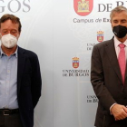 Manuel Calvo Rathert junto al rector Manuel Pérez Mateos. ECB