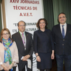 La presidenta de la diputación, Mayte Martín Pozo; el presidente del colegio de veterinarios de Zamora, Victrorio Lobo Carnero; la consejera de Cultura y Turismo, María Josefa García Cirac; y el presidente de la AVET, Luis Alberto Calvo; inauguran las XXI-ICAL