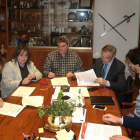 Momento de la firma del acuerdo para el Consejo del Diálogo Social.-ECB
