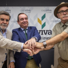 Gutiérrez, Sobremonte y Carbonell tras la firma del convenio.-SANTI OTERO
