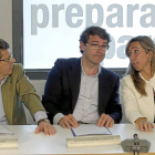 Juan José Matarí, Alfonso Fernández Mañueco y Alicia Sánchez Camacho, durante la reunión del comité ejecutivo del PP-Ical