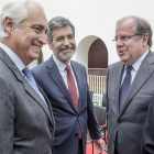 José Luis Concepción, Carlos Lesmes y Juan Vicente Herrera, durante la inauguración del encuentro.-ISRAEL L. MURILLO