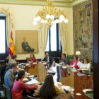Primera reunión de la Mesa del Congreso, presidida por Meritxell Batet.-JOSÉ LUIS ROCA