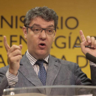 El ministro de Energía, Álvaro Nadal, durante su comparecencia para anunciar el fin definitivo de Garoña.-ANTONIO HEREDIA