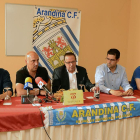 De izquierda a derecha, Álex Izquierdo,Emilio Ferreras, Pedro García, Álex González y Javier Gómez.-ALBERTO CALVO