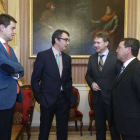 De izquierda a derecha, Ángel Ibáñez, Javier Guillén, Javier Lacalle y César Rico, en la Alcaldía.-RAÚL G. OCHOA