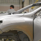 Cadena de montaje del nuevo Mégane en la fábrica de Villamuriel (Palencia).-ICAL