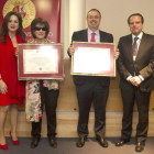 La viuda de Angel Velasco y el consejero de Educación, Fernando Rey, son nombrados consejeros eméritos del Consejo Consultivo durante la aprobación de la memoria del año 2015, a la que asisten la presidenta de las Cortes de Castilla y León, Silvia Clement-ICAL