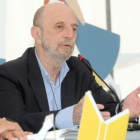 Andrés Aberasturi presentó ‘El libro de las despedidas’ en la carpa.-Israel L. Murillo