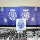 Material recuperado por la Policía.-ECB
