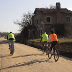 Los cicloturistas ya conocen la vía y la utilizan de forma habitual.-G.G.