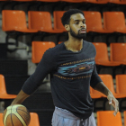 Gerald January, durante un entrenamiento de esta semana.-ISRAEL L. MURILLO