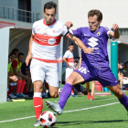 Jagoba Beobide tratar de cortar una acción de un atacante del Sanse-Deborah Iraurgui