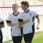 Germán Marijuán (izda.) durante un entrenamiento con el Burgos CF.-ISRAEL L. MURILLO