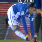 Momento en el que DiegoRico sufre la lesión en el choque ante el Osasuna.-