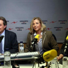 Artur Mas junto a Joana Ortega e Irene Rigau durante la entrevista en Cataluña Ràdio.-Toni Albir