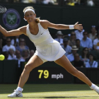 Azarenka, durante su partido de tercera ronda en Wimbledon ante Watson-GLYN KIRK / AFP