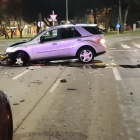 Imagen del vehículo accidentado en la avenida Cantabria. POLICÍA LOCAL