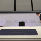 Alfredo Pérez Rubalcaba y Mariano Rajoy, en el cara a cara de las elecciones generales del 2011.-REUTERS / JUAN MEDINA REUTERS / JUAN MEDINA