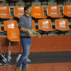 José Luis Cubillo habla con sus jugadores durante un partido.-SANTI OTERO
