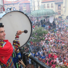 El Bombazo es uno de los actos más multitudinarios de la fiesta.-E. M.
