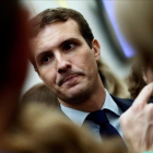 Pablo Casado, en una imagen del día 19, en los pasillos del Congreso.-MARISCAL (EFE)