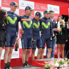Carlos Barbero (el corredor más a la derecha) subió al podio con sus compañeros de Movistar como mejor equipo.-@rurraca57