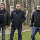 Carlos Lozano (i.), Óscar Martínez (c.) e Ignacio de Miguel, antes de abordar al Escena Abierta.-Santi Otero