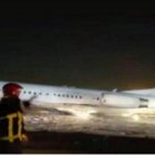 Un avión modelo Fokker 100 de Irán Air sufre accidente.-EL PERIÓDICO