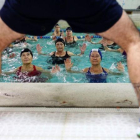 Clase de aqua gym en el el gimnasio cooperativo Sant Pau, hace unos meses.-RICARD CUGAT