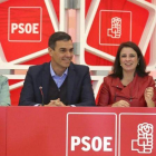 Cristina Narbona, Pedro Sánchez, Adriana Lastra y Carmen Calvo, este lunes durante la Ejecutiva del PSOE.-DAVID CASTRO