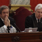 Javier Zaragoza, a la izquierda, en el Supremo.-