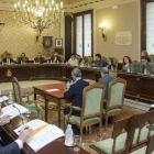El Pleno provincial de ayer incluyó la lectura del manifiesto en contra del proceso soberanista que se pretende llevar a cabo en Cataluña.-SANTI OTERO