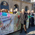 Rafael Alonso, portavoz de ‘Bureba es Futuro’, en primera línea de la manifestación celebrada el pasado 5 de enero en la plaza del Cid.-ECB