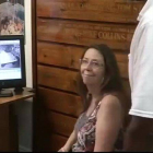 Momento que las cámaras de seguridad han captado un misterioso objeto no identificado.-