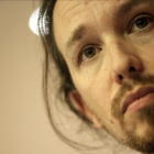 Pablo Iglesias, este miércoles, en la rueda de prensa que ofreció tras su reunión con Pedro Sánchez en el Congreso.-JOSÉ LUIS ROCA