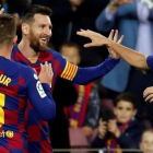 Messi, Arthur y Sergi Roberto, este sábado.-EFE